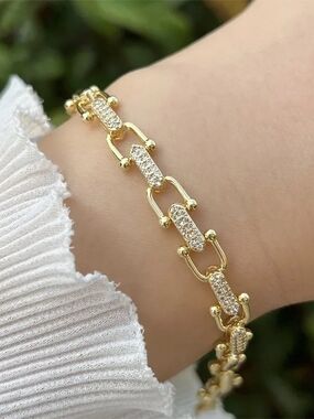 Gold Pave Link Bracelet for Women - Elegant Gold Bracelet